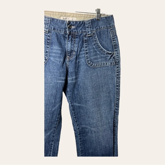 0846. MAURICES DENIM JEANS SIZE 9/10 MEDIUM‎ WASH IN COLOR - Picture 2 of 9